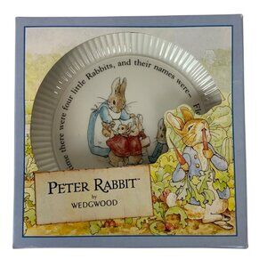 Peter Rabbit by Wedgwood Ceramic Compotier 6 in Dish 1993 Made in England